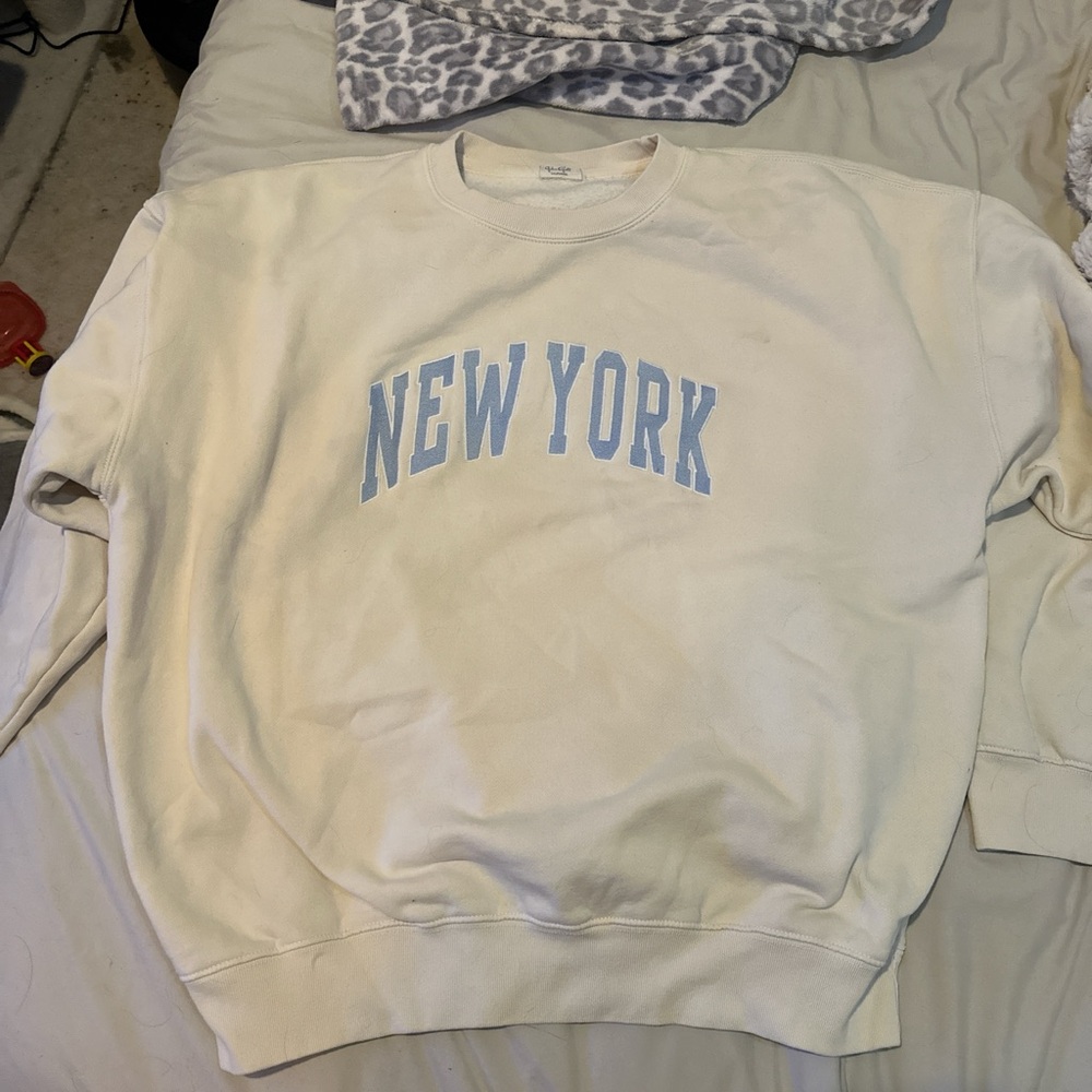 Brandy Melville crewneck